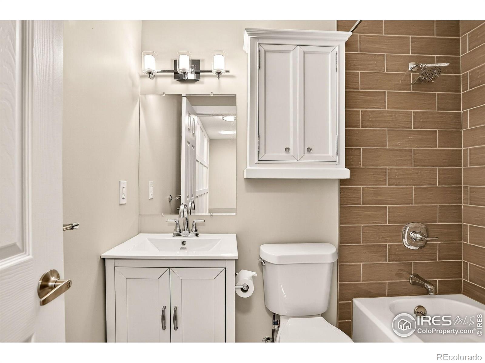 3360 34th Street Unit: B