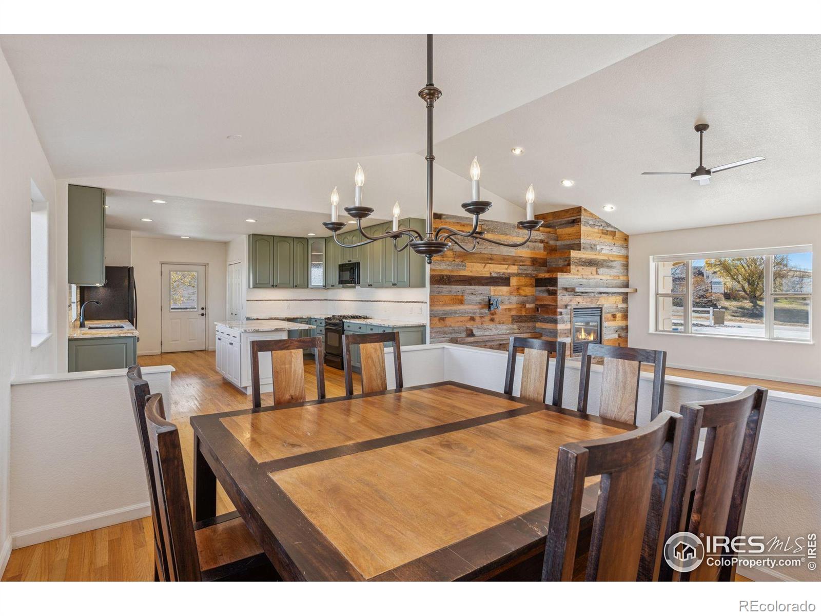 15460 Kingston Street