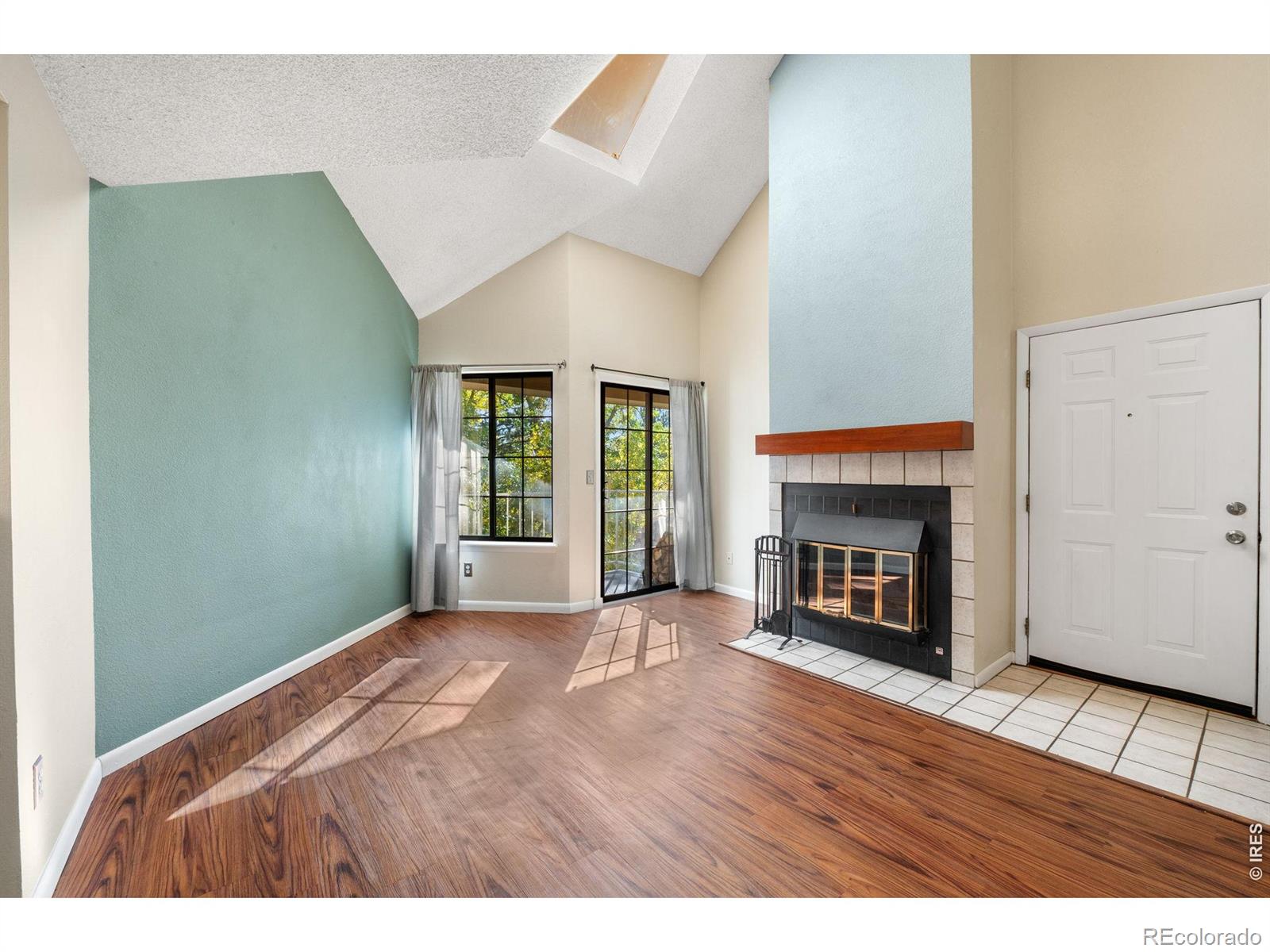 5914 Gunbarrel Avenue Unit: F