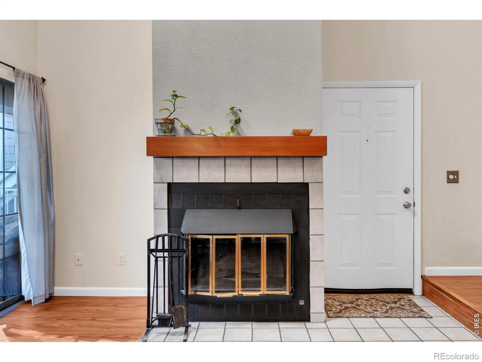 5914 Gunbarrel Avenue Unit: F