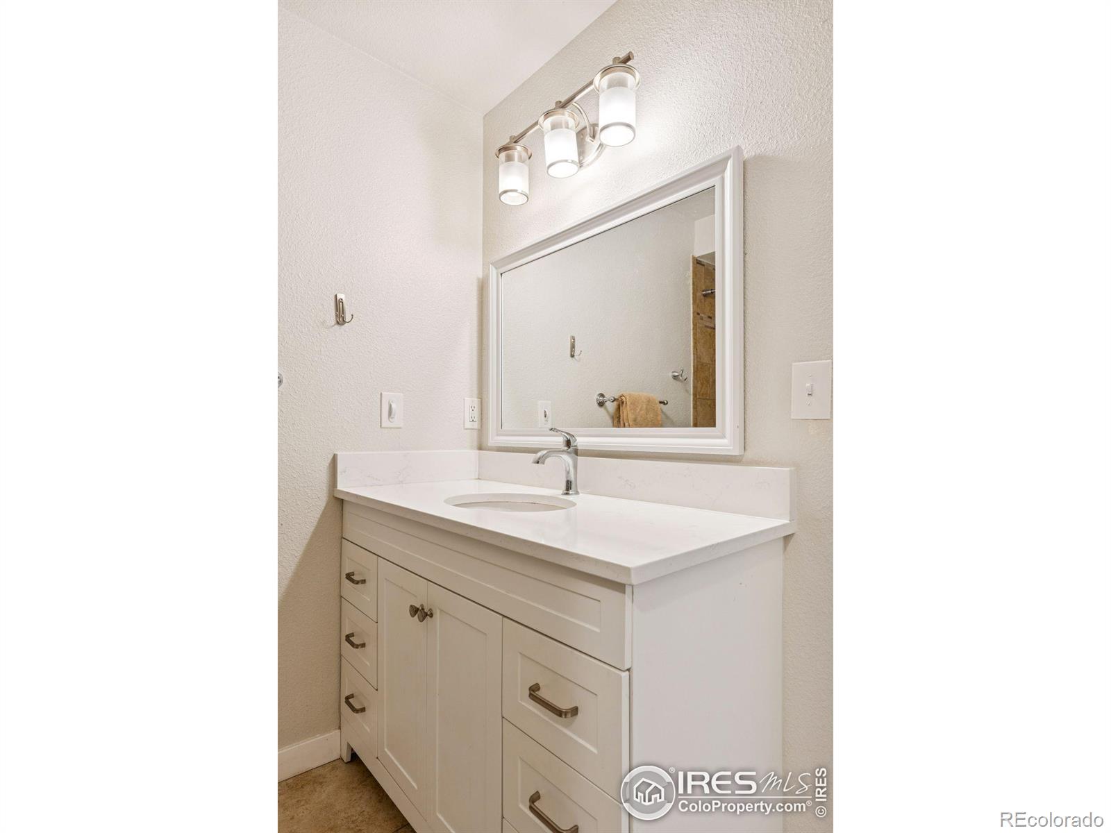 1200 College Avenue Unit: 122