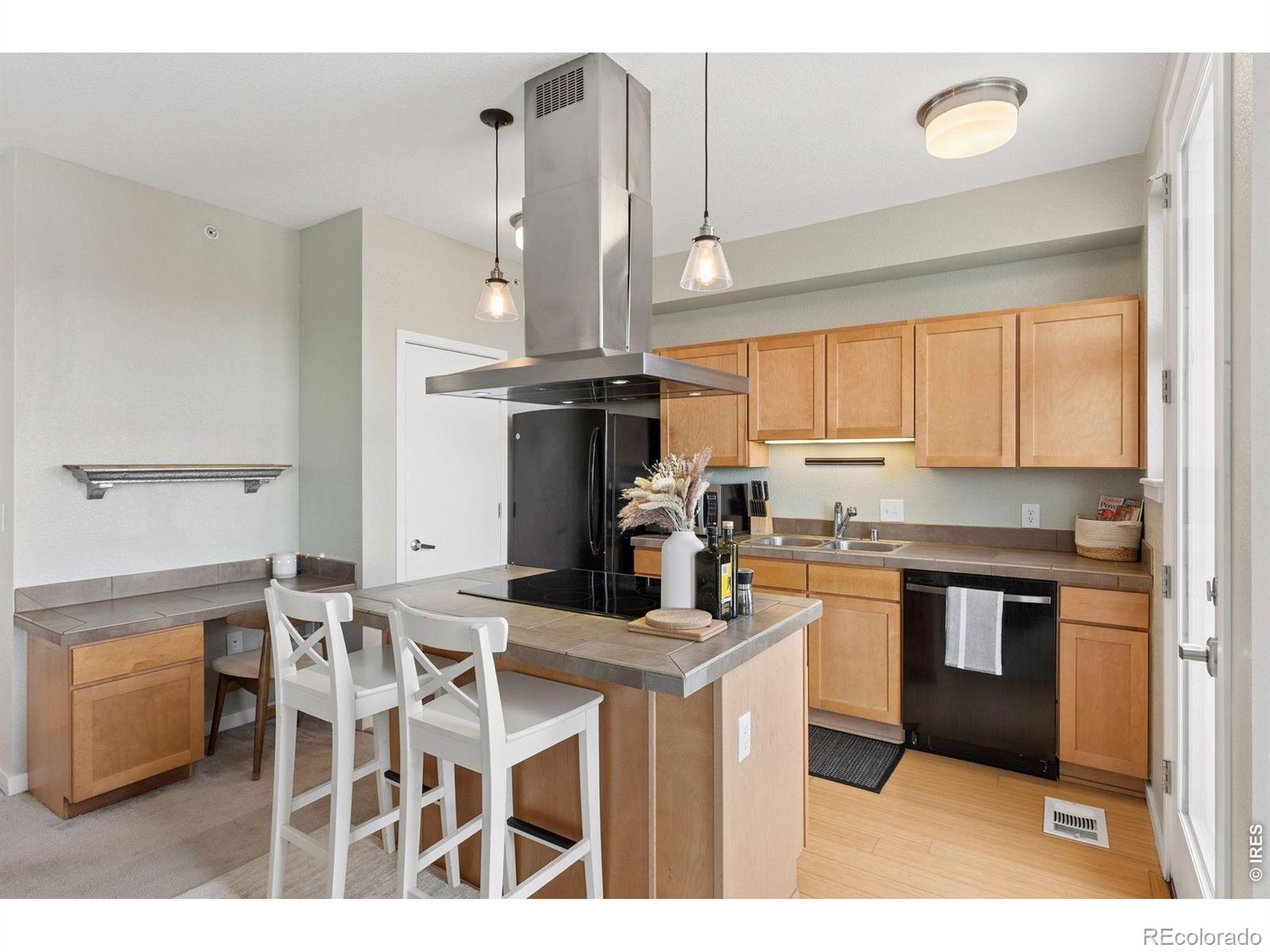 2810 E College Avenue Unit: 302