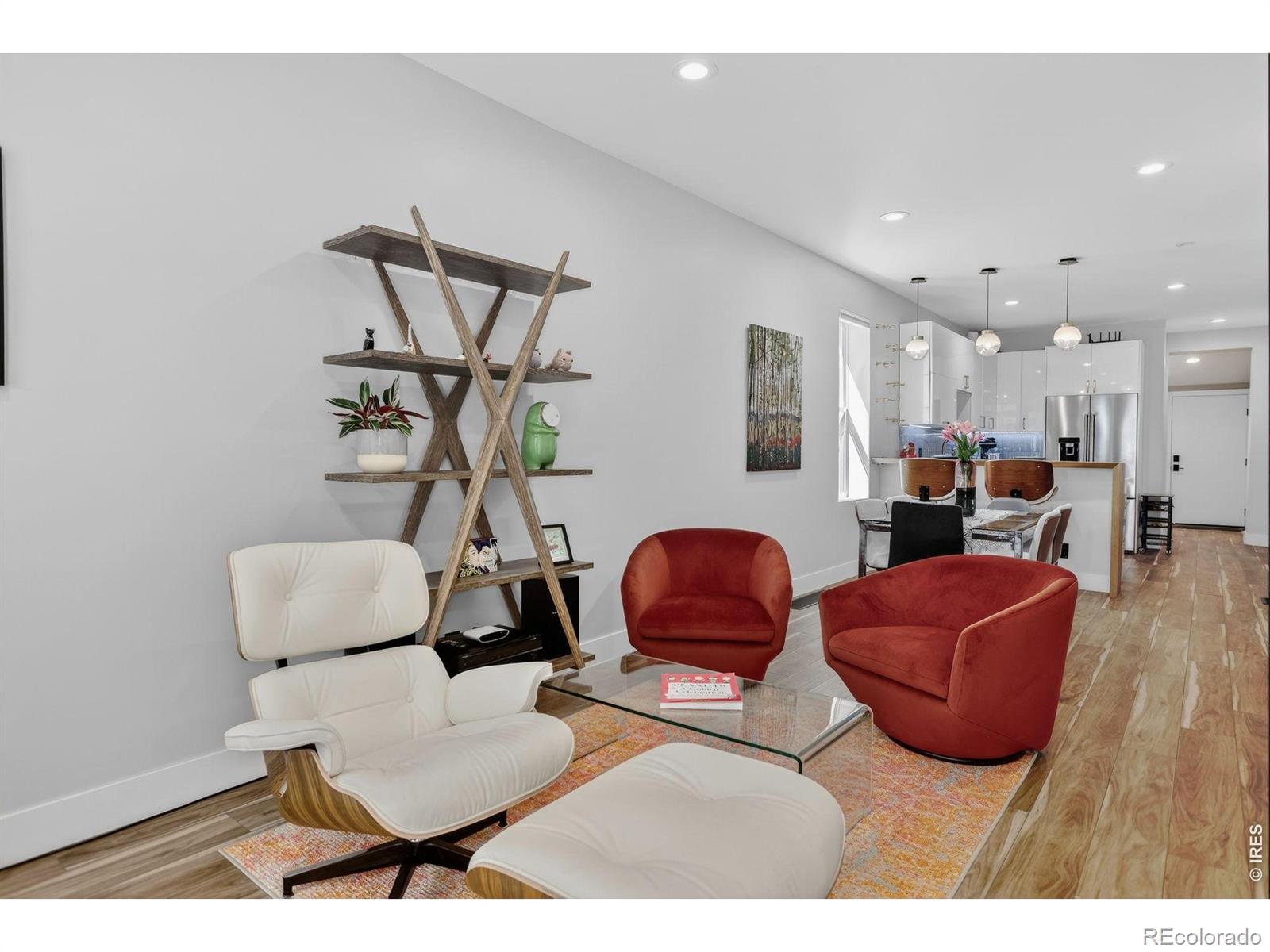 3735 Navajo Street