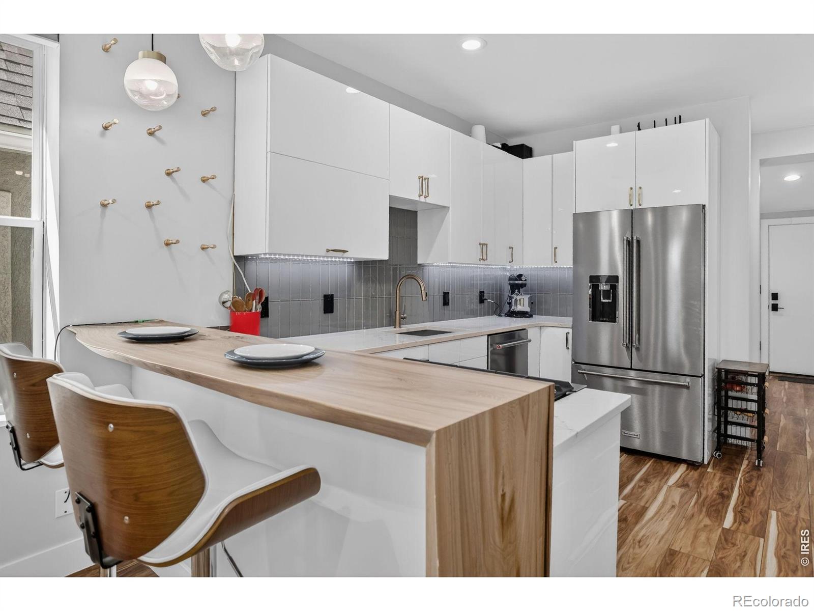 3735 Navajo Street