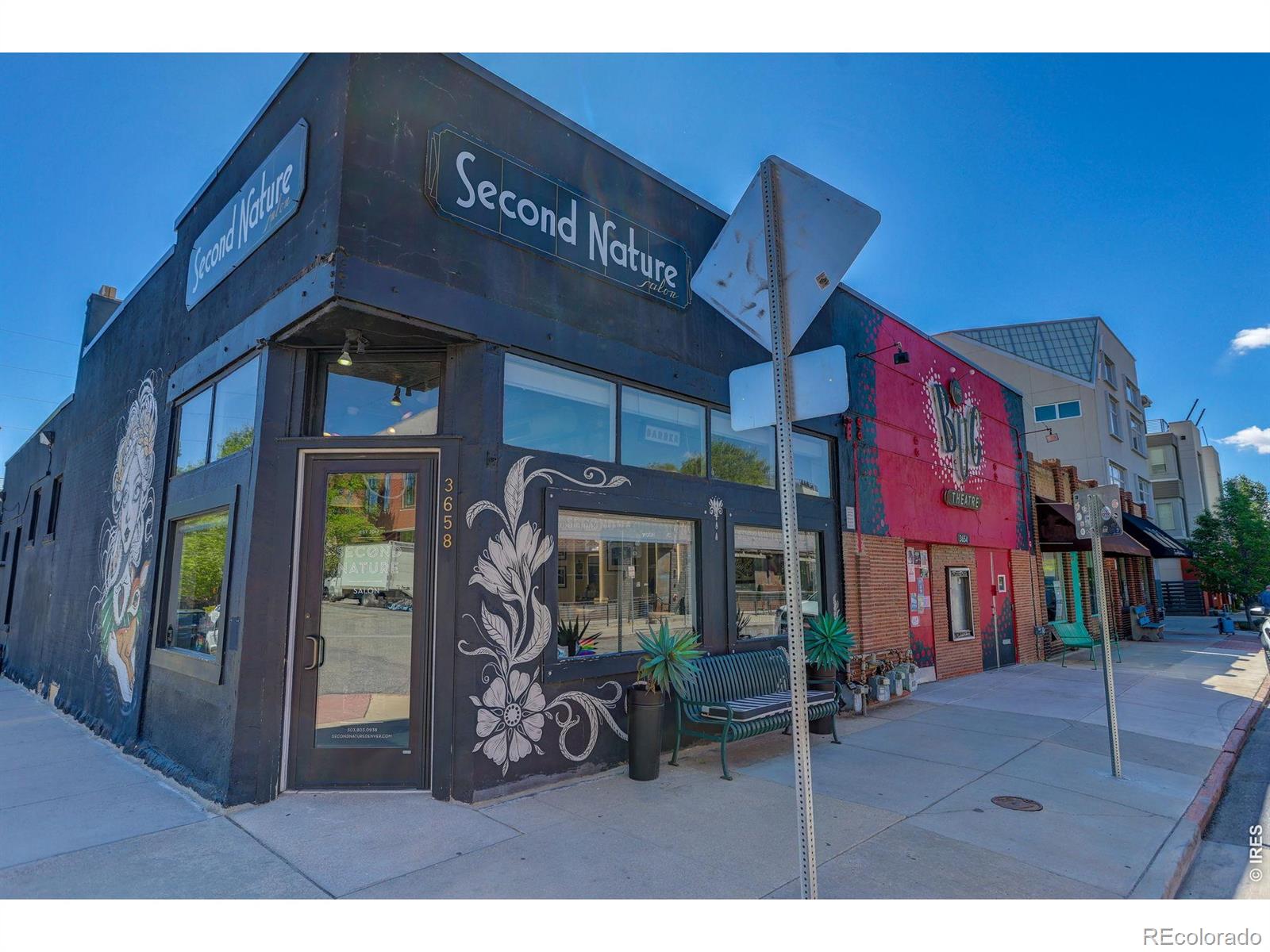3735 Navajo Street