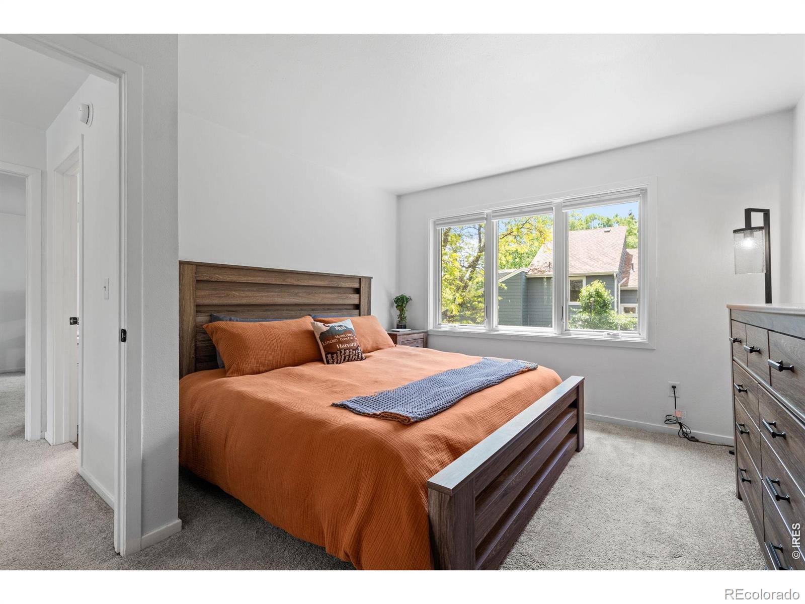 4461 Pembroke