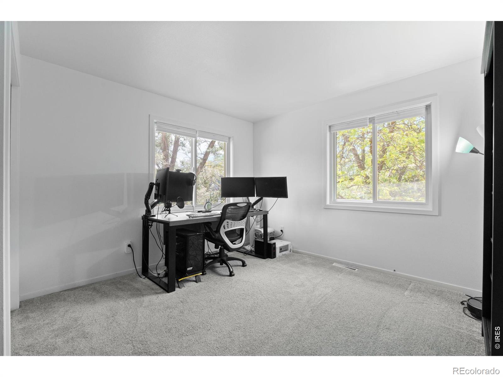 4461 Pembroke