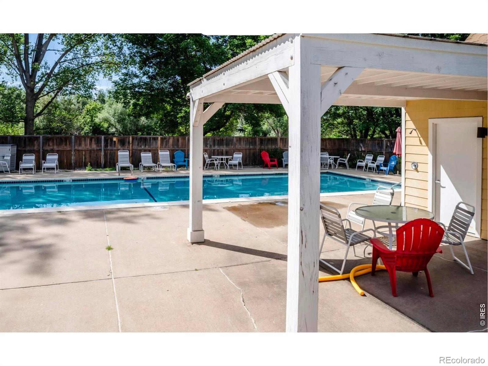 4461 Pembroke