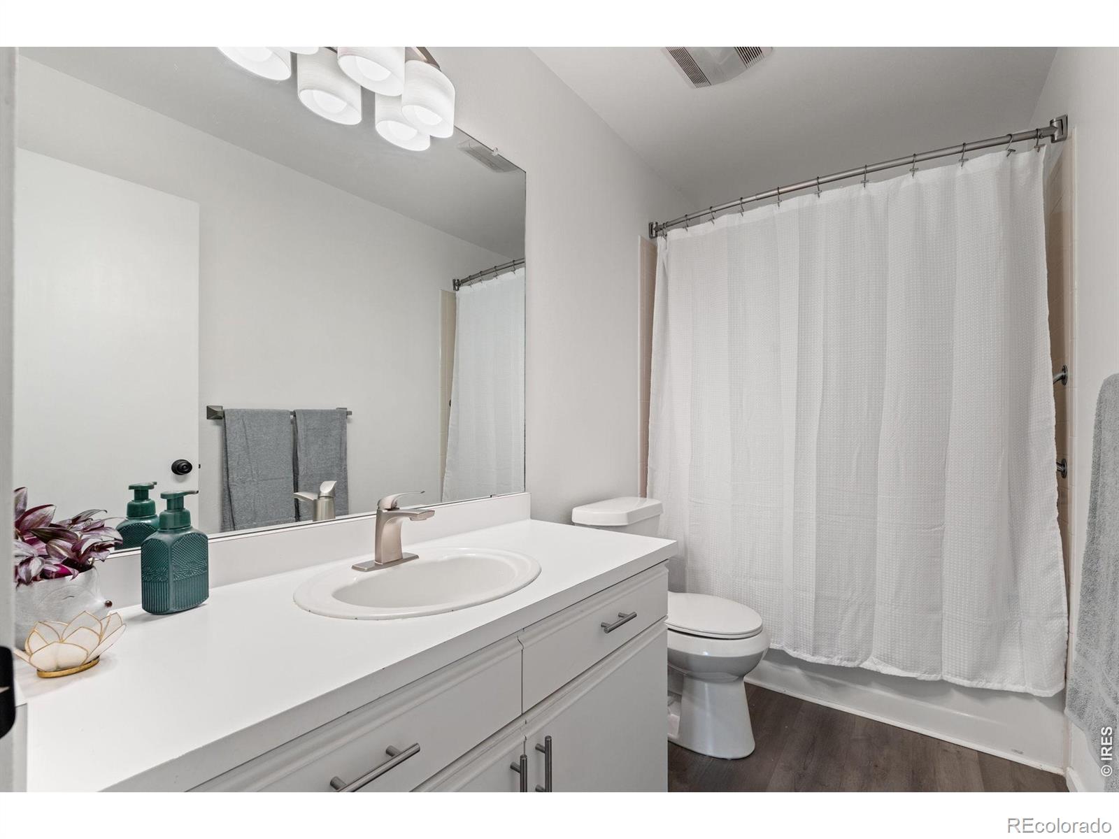 4461 Pembroke