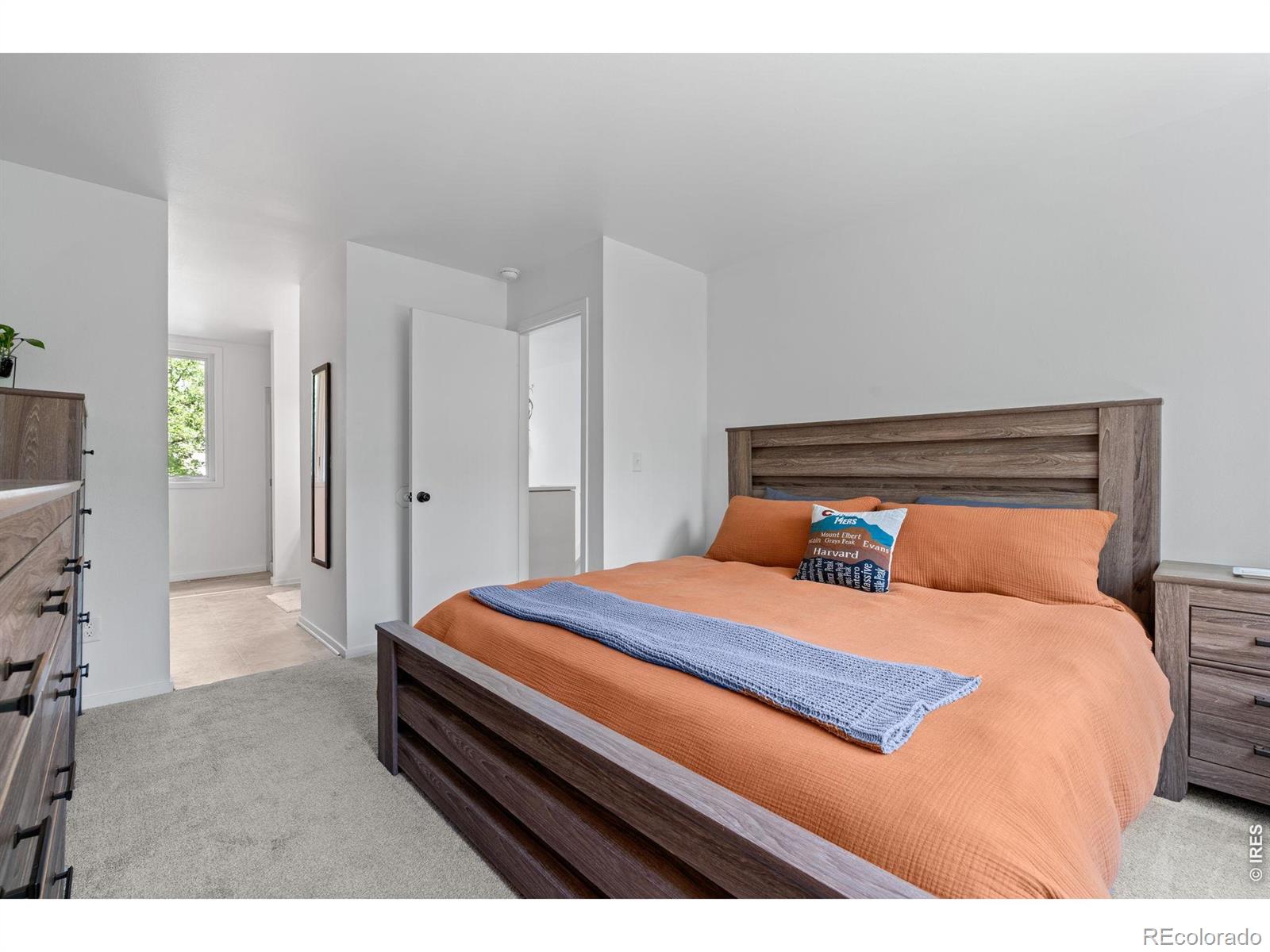4461 Pembroke