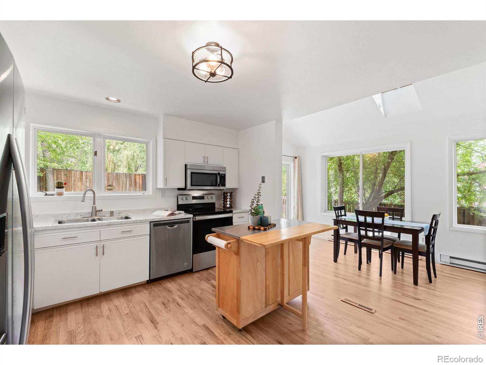 4461 Pembroke