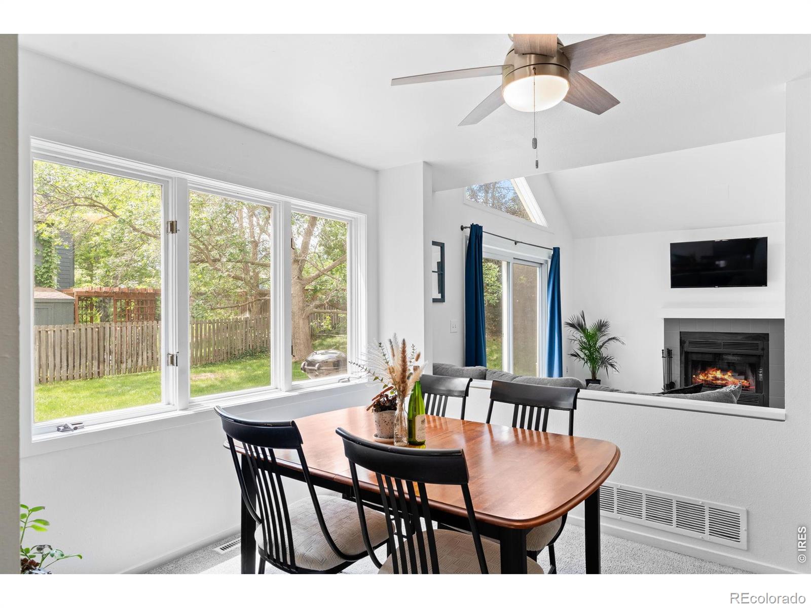4461 Pembroke