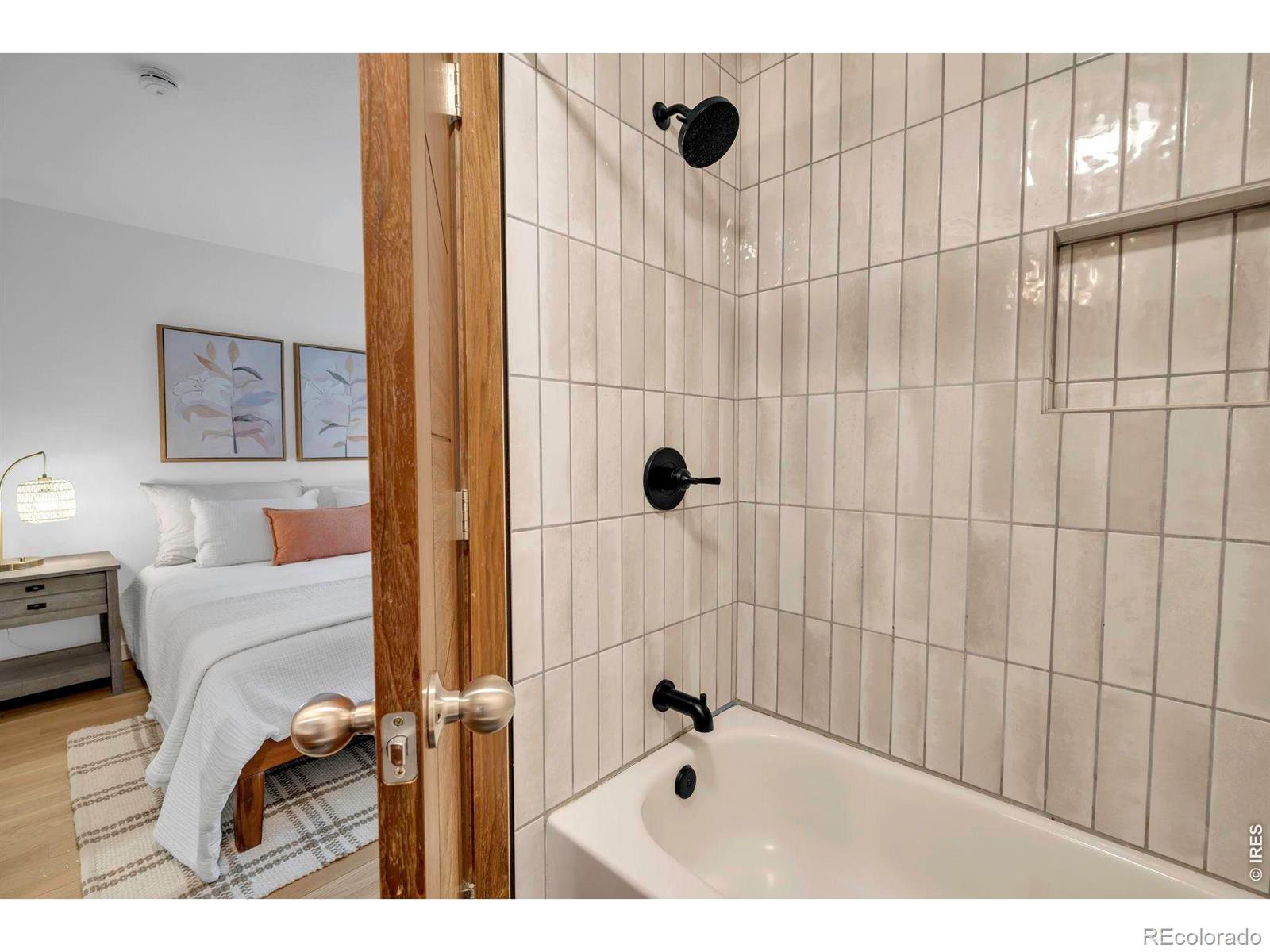 3487 28th Street Unit: 17