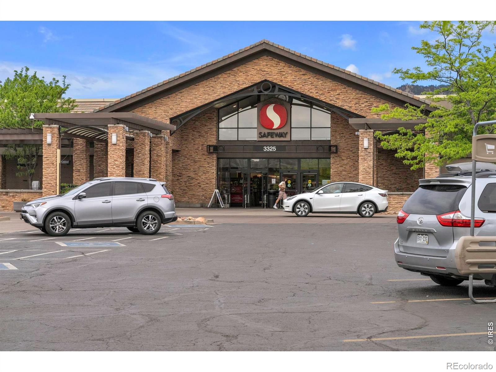 3487 28th Street Unit: 17