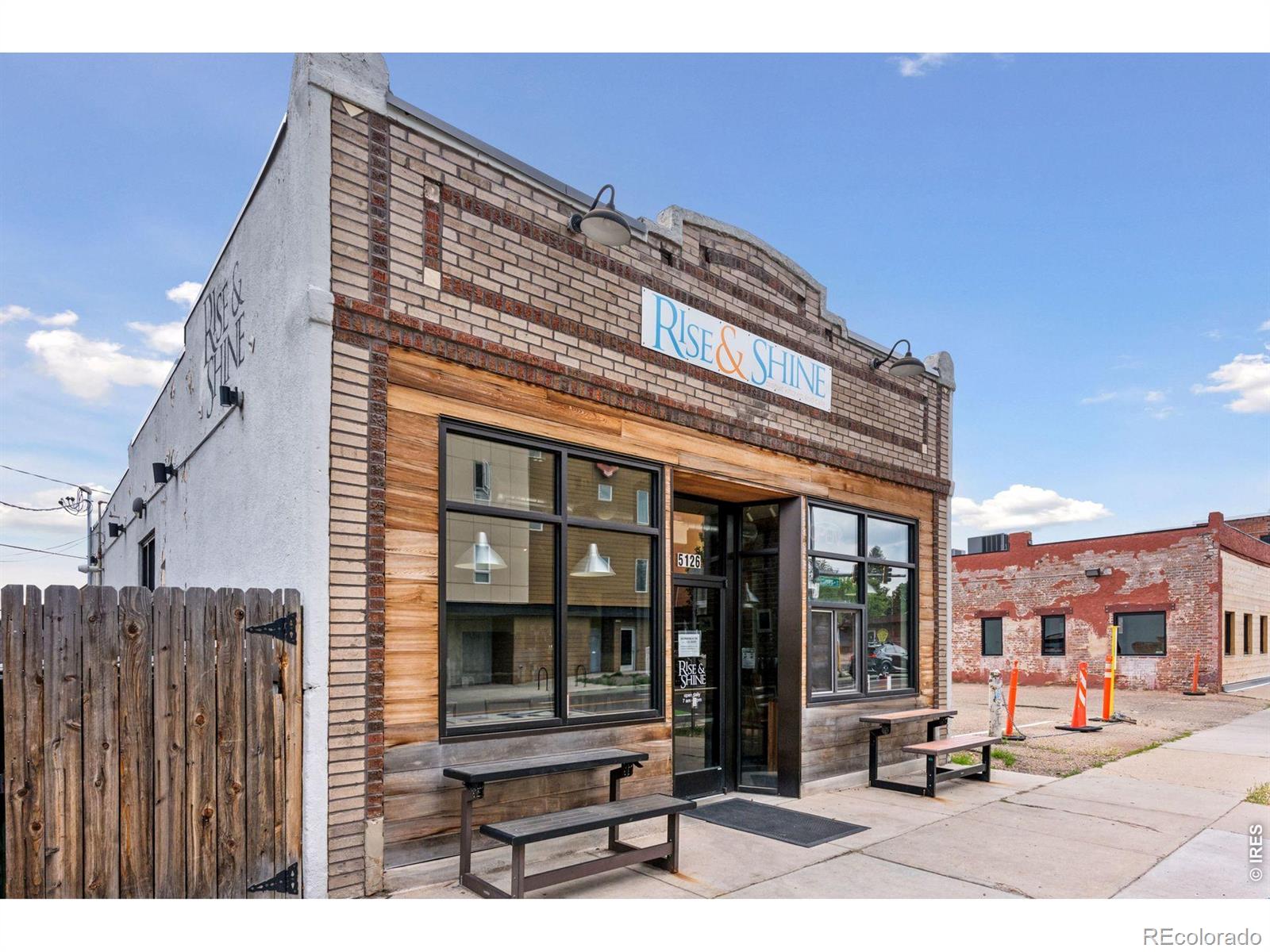 3800 W 17th Avenue