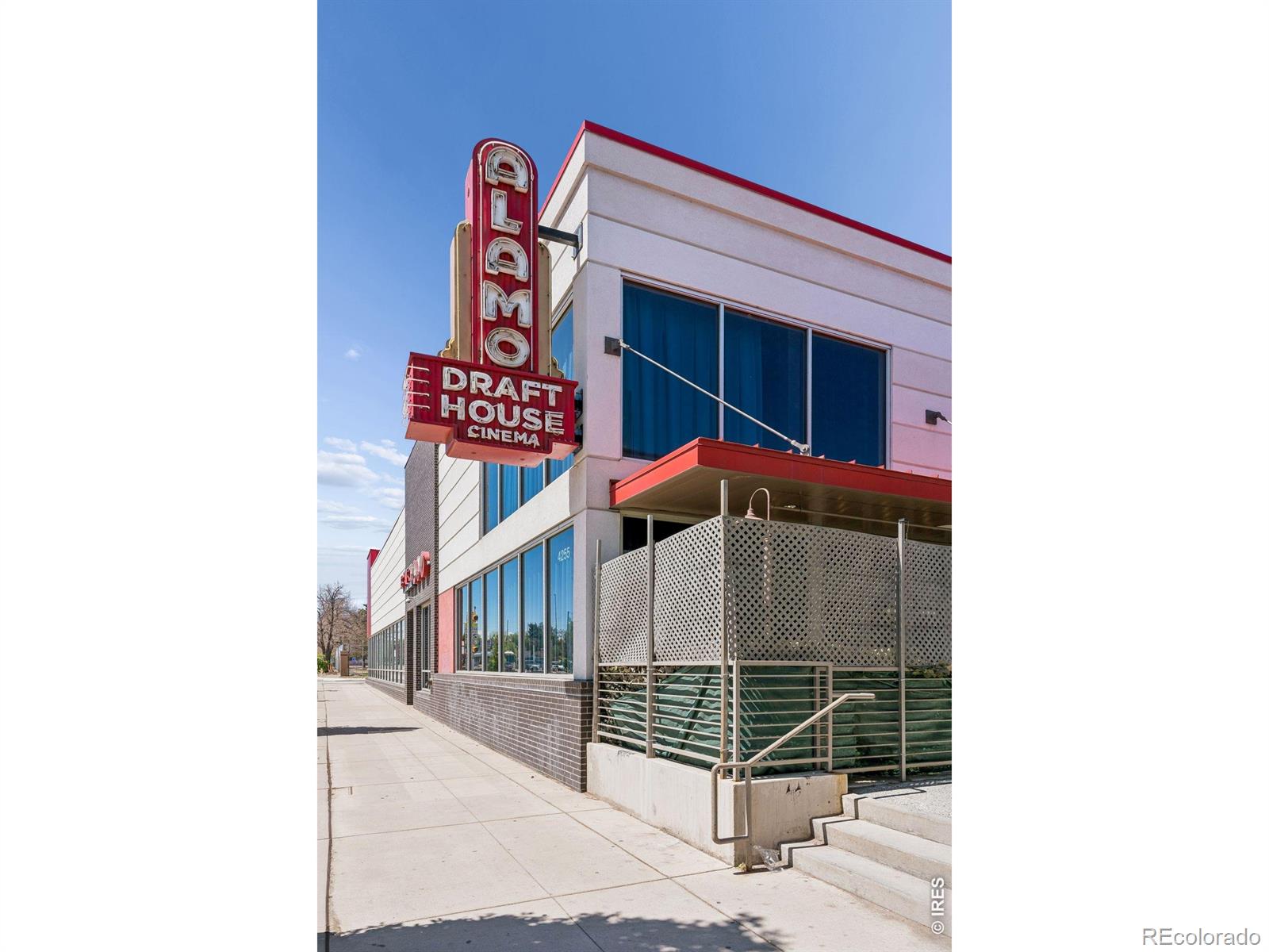 3800 W 17th Avenue