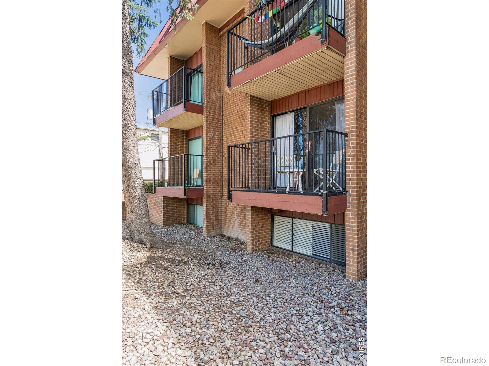 1200 College Avenue Unit: 102