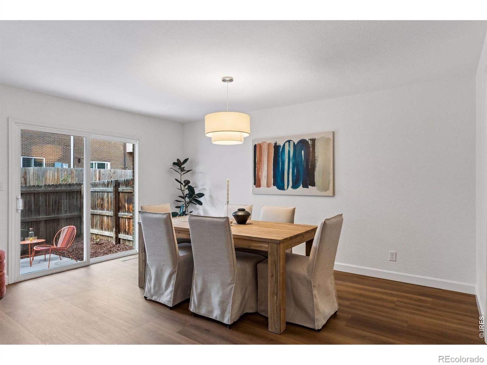 1494 Greenbriar Boulevard