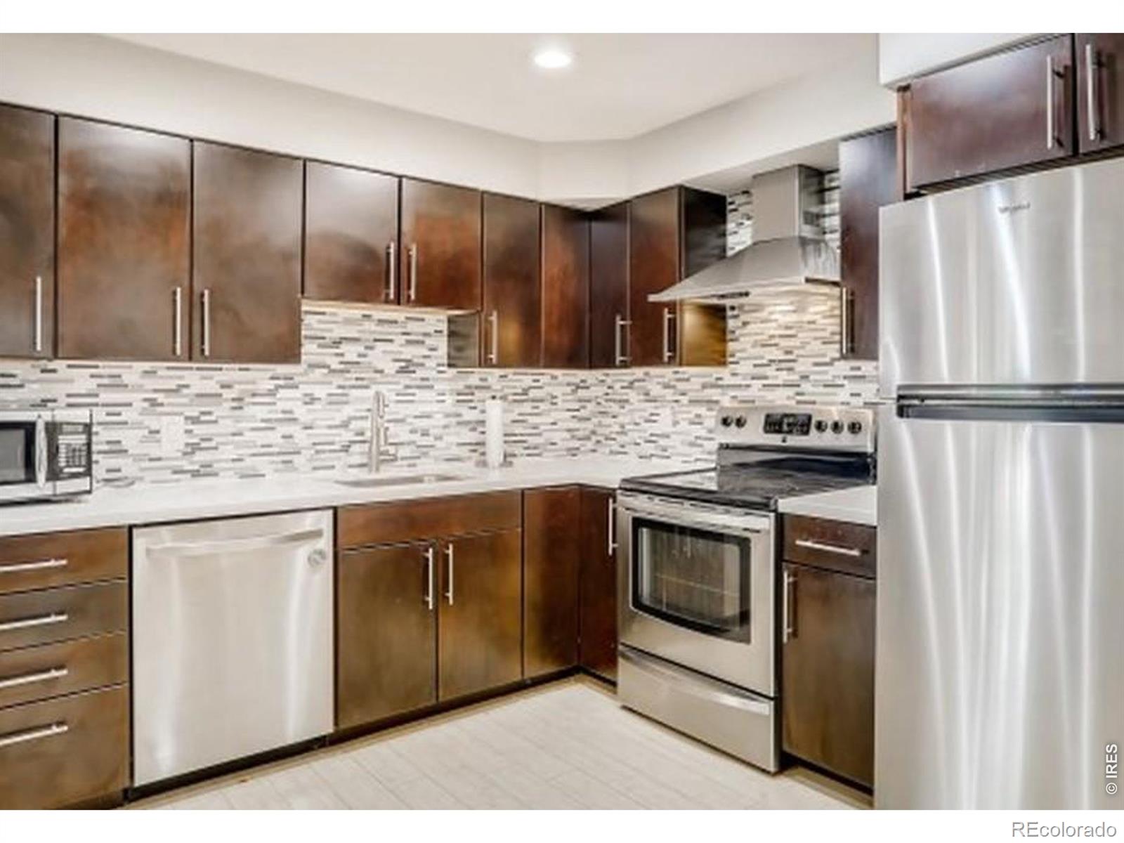 2805 Sundown Lane Unit: 201