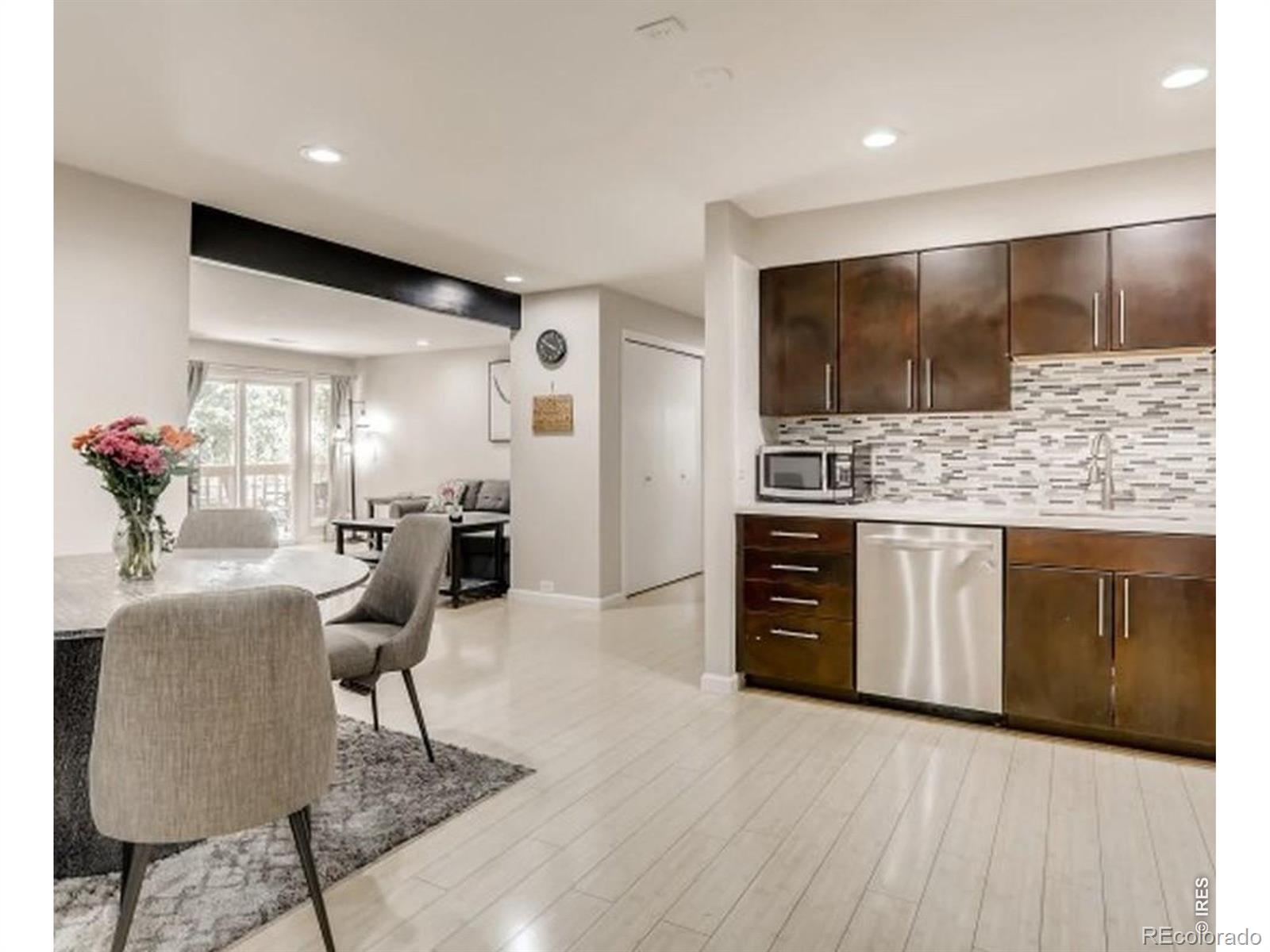 2805 Sundown Lane Unit: 201