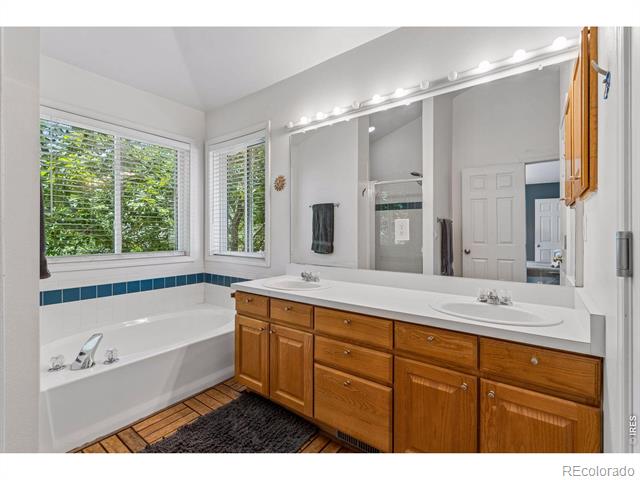 4910 Tesla Court