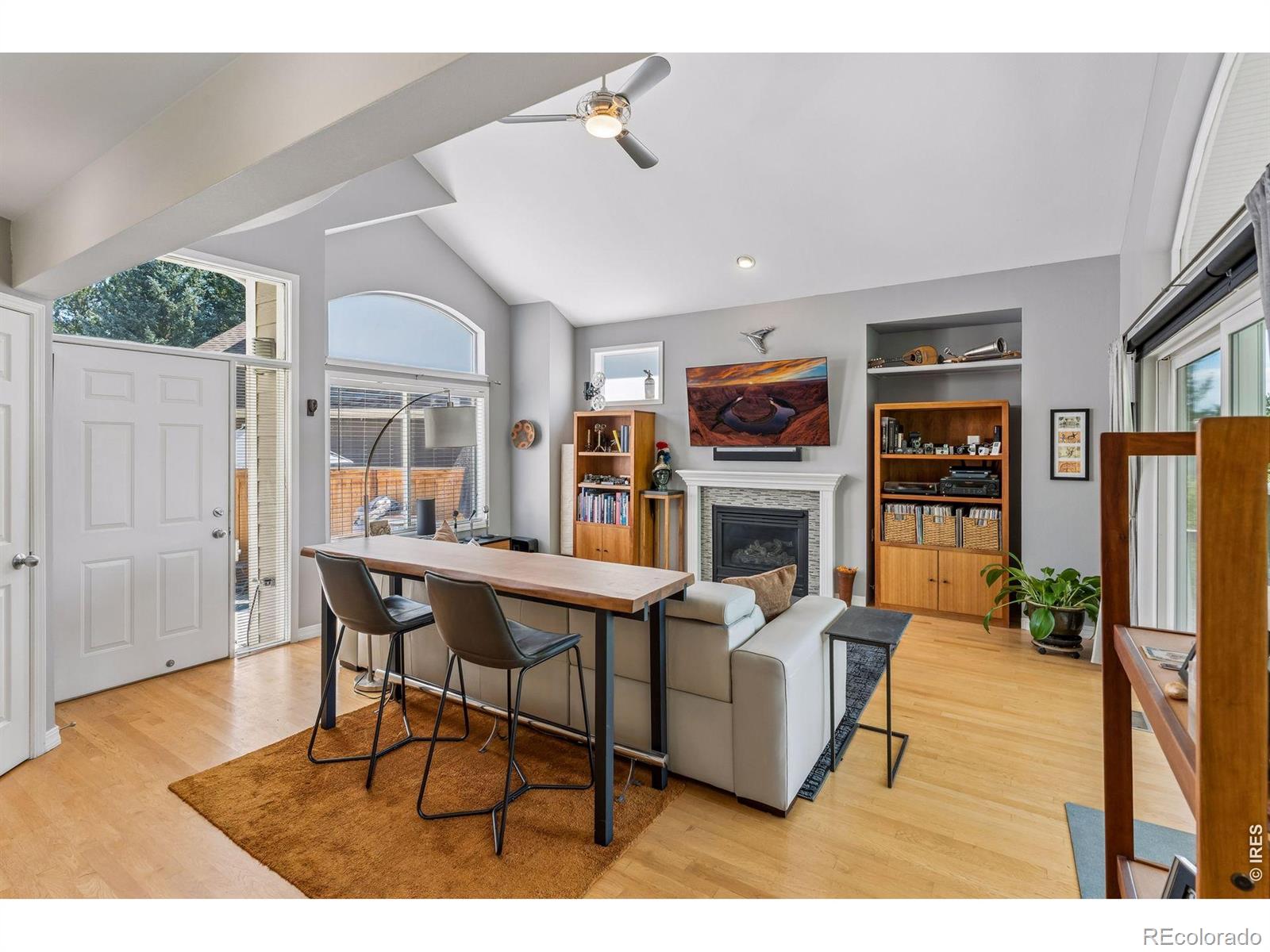 4910 Tesla Court