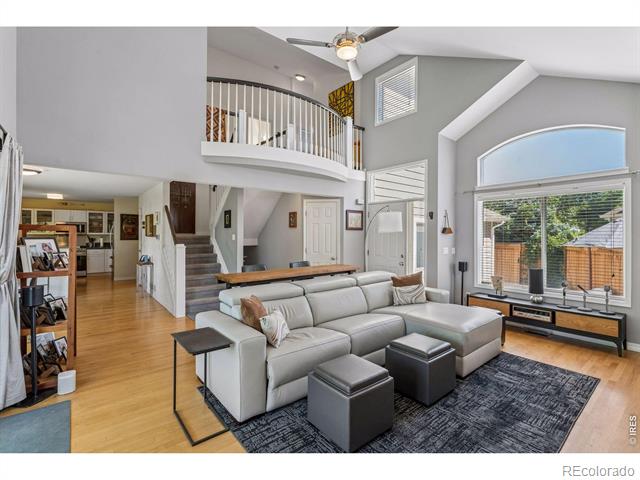 4910 Tesla Court