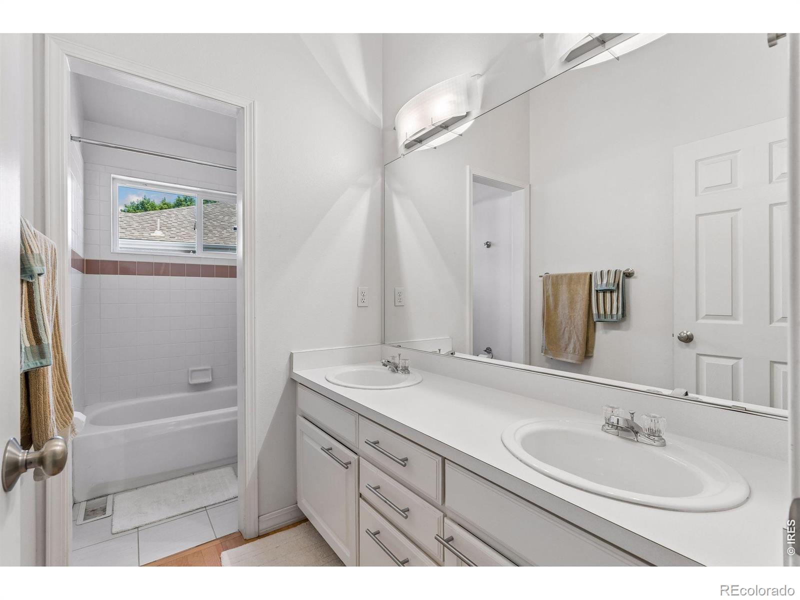 4910 Tesla Court