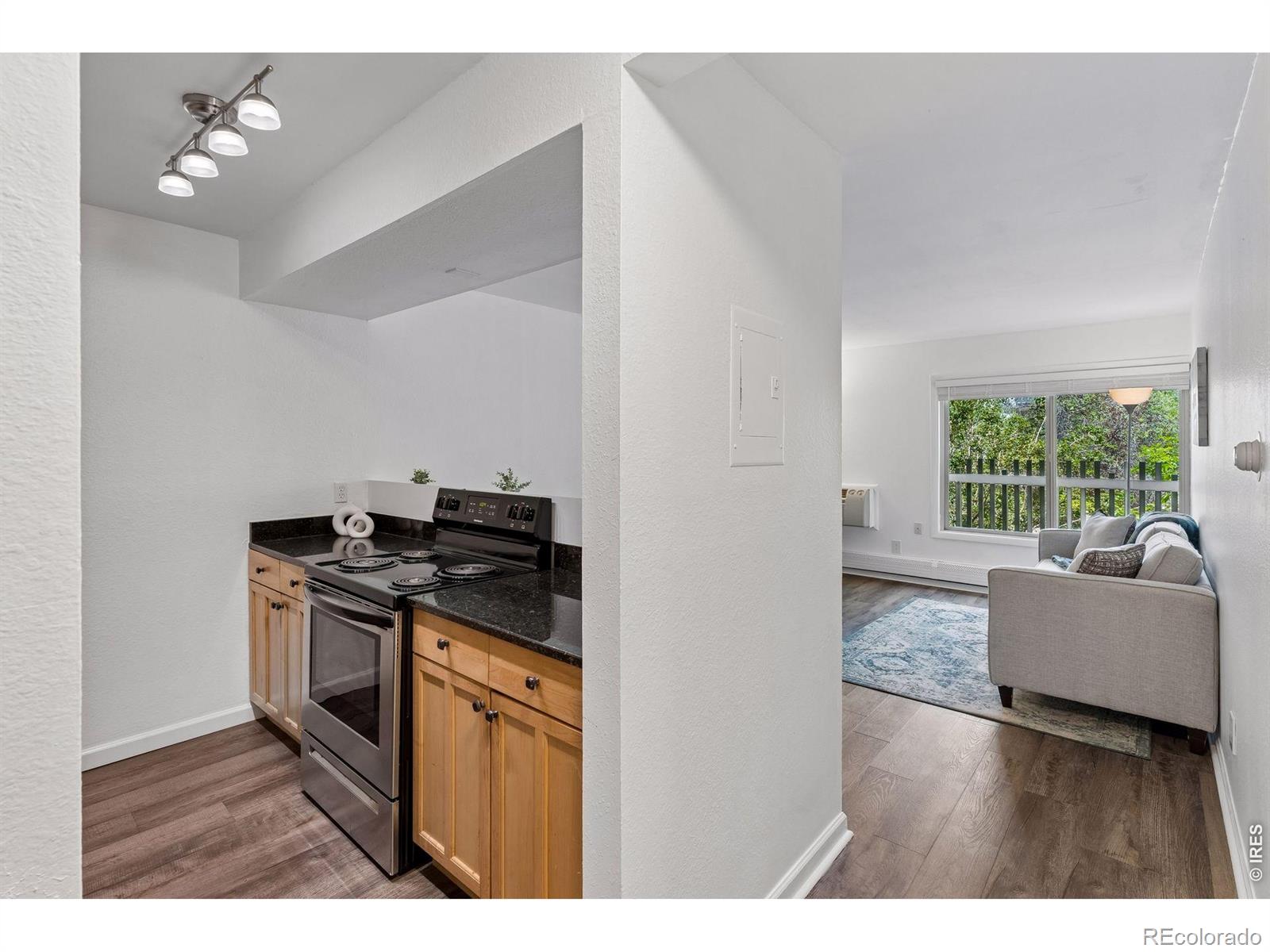 2707 Valmont Road Unit: 214D