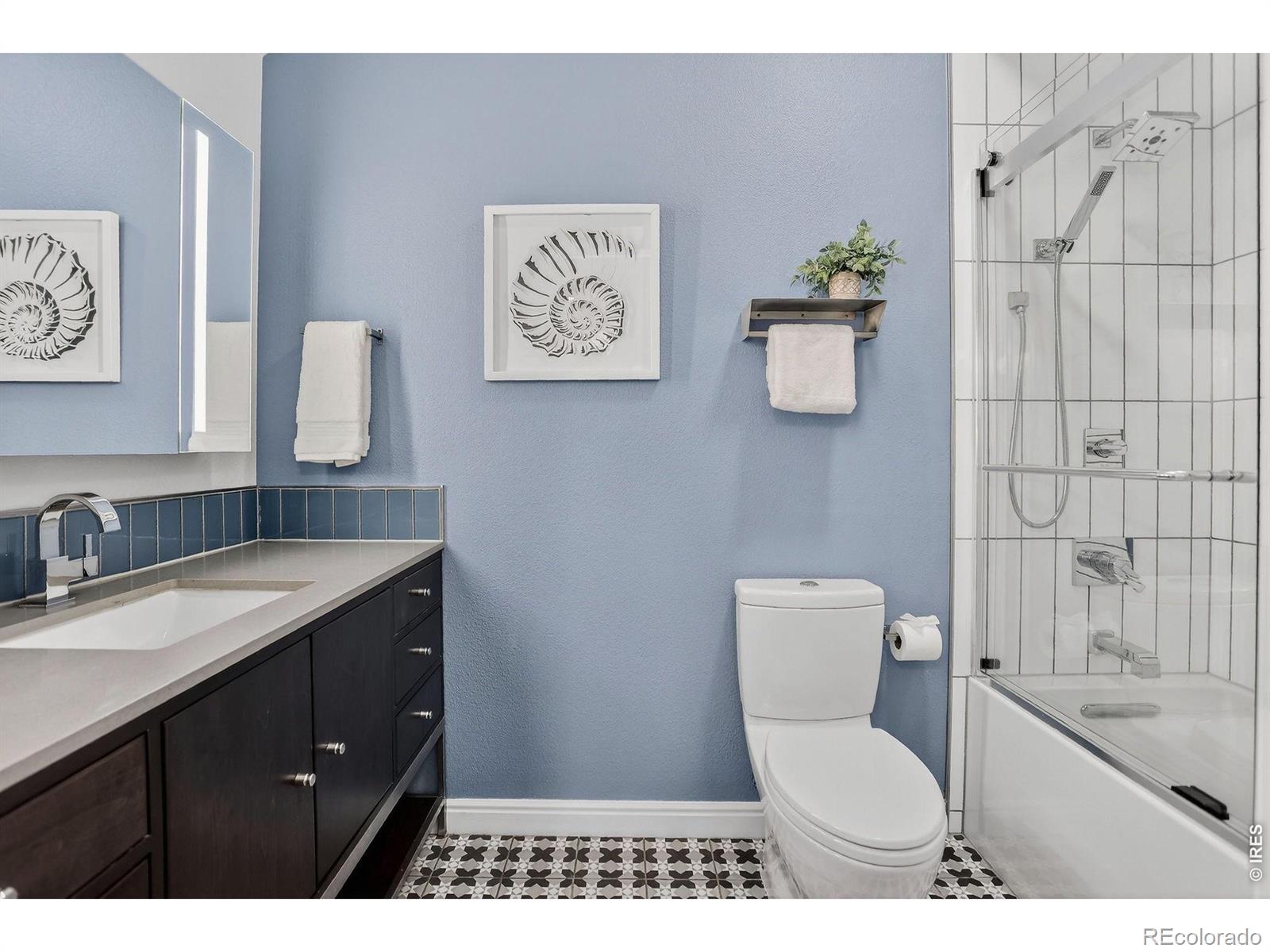 1460 Lee Hill Drive Unit: 3