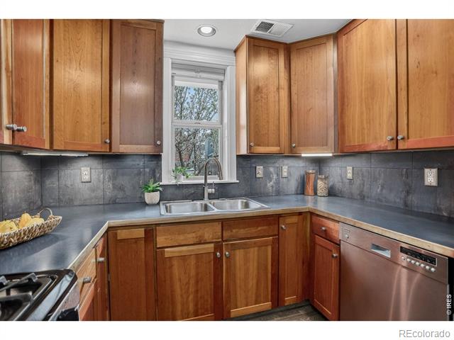 1460 Lee Hill Drive Unit: 3
