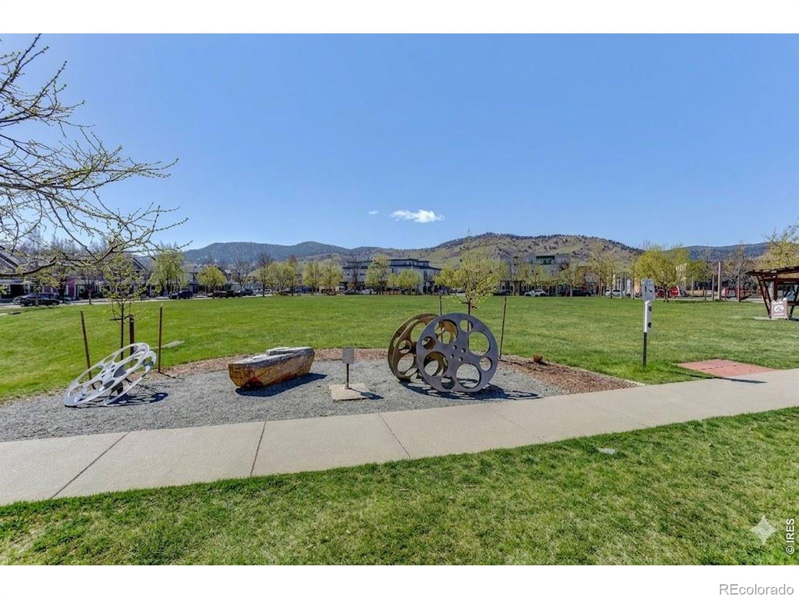 1460 Lee Hill Drive Unit: 3