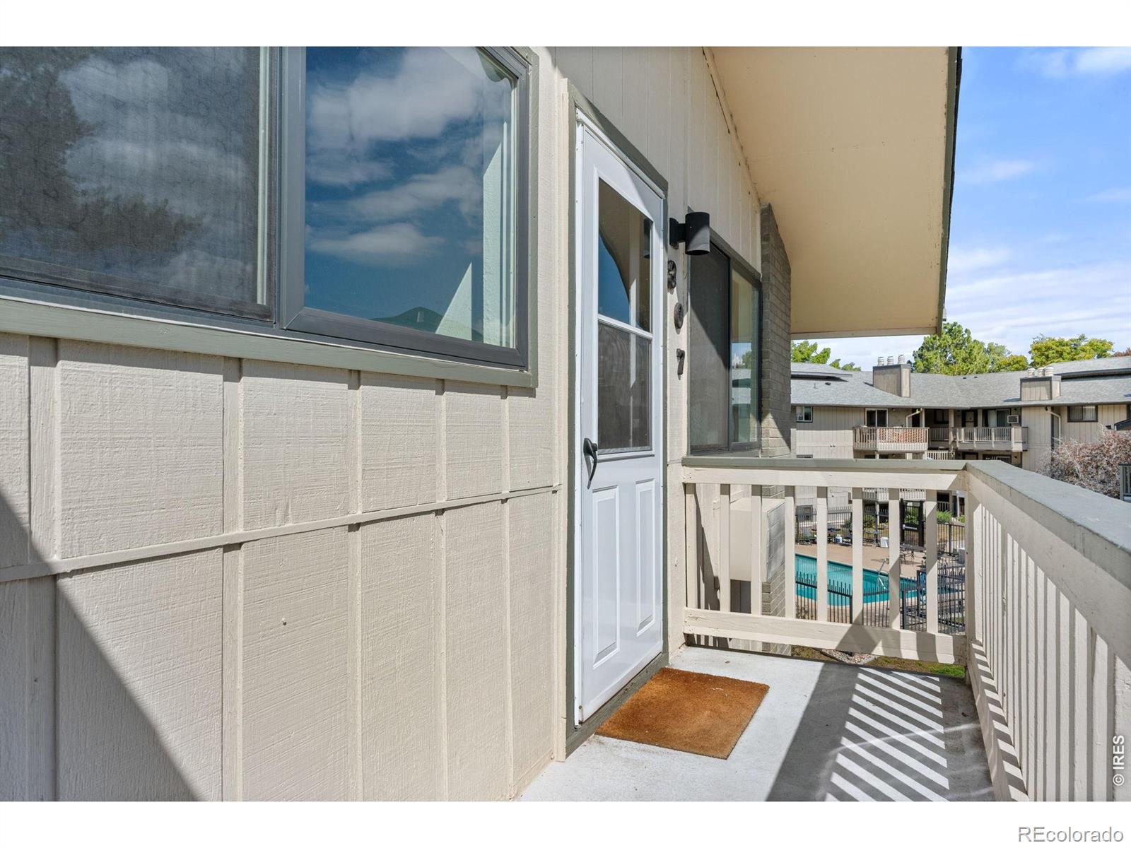 645 Manhattan Place Unit: 307