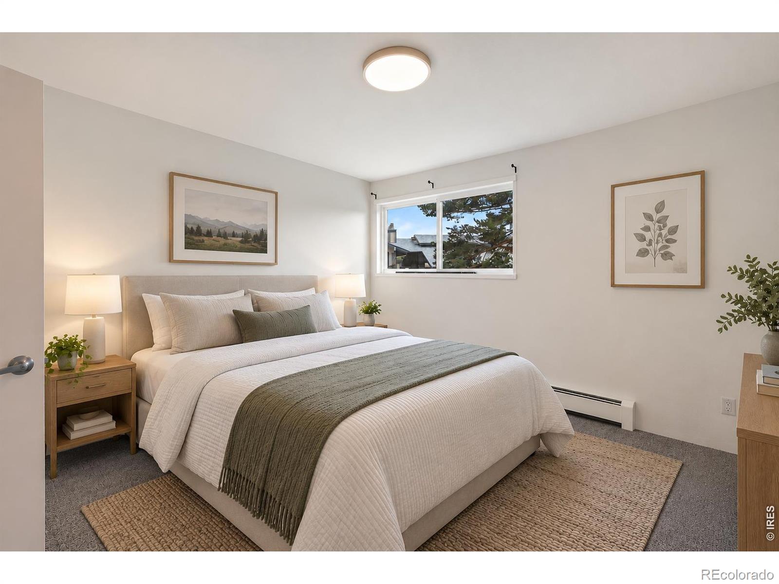 645 Manhattan Place Unit: 307