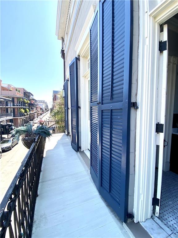 908 ST. LOUIS Street