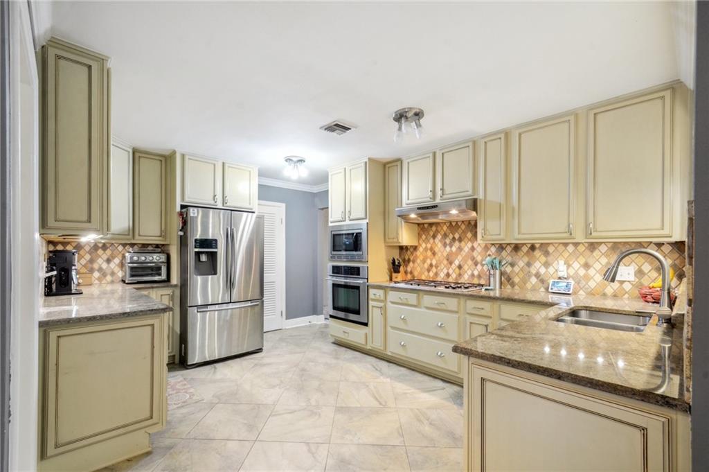 6308 CALDWELL Drive