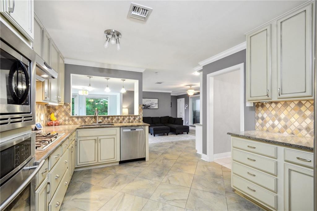 6308 CALDWELL Drive