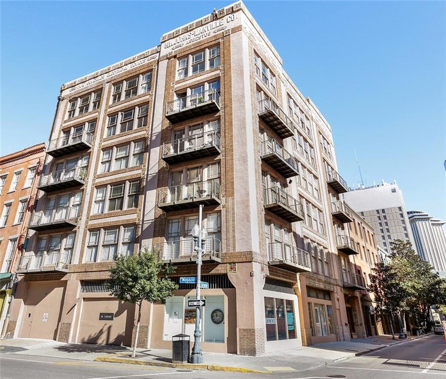 441 GRAVIER Street 9
