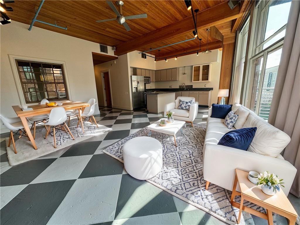 441 GRAVIER Street 9