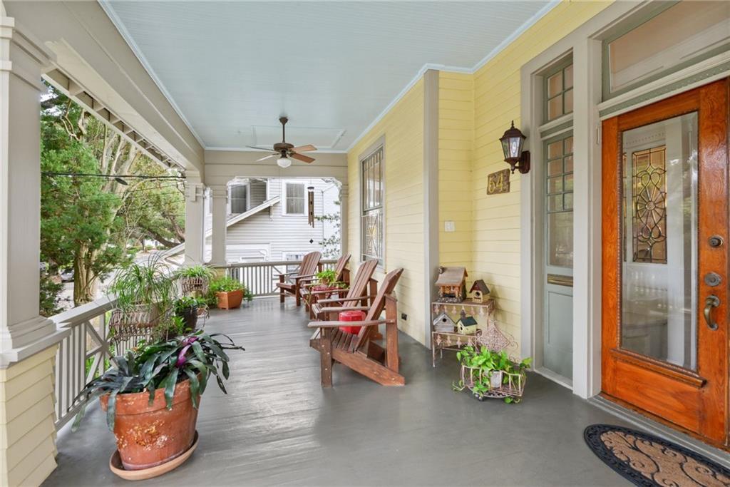 64 NERON Place