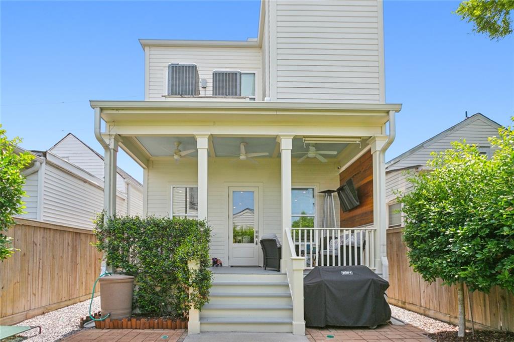 2911 CONTI Street