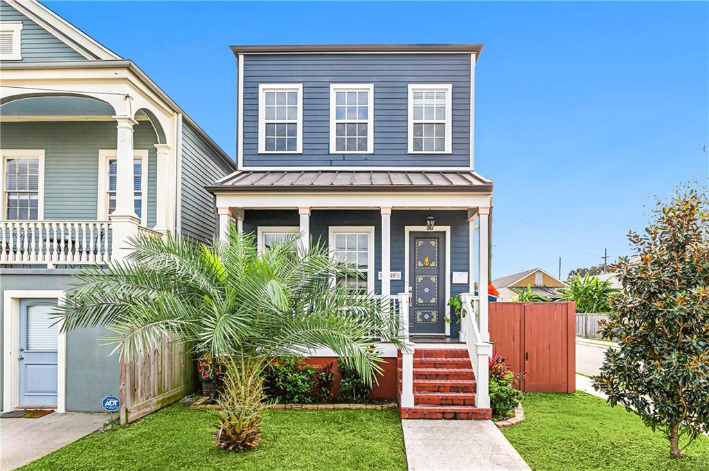 3036 MARAIS Street