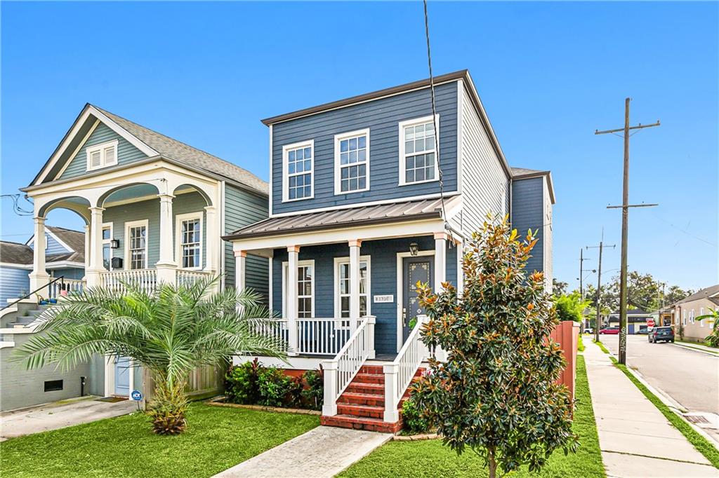 3036 MARAIS Street