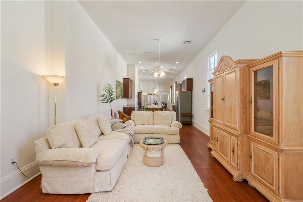 716 MARIGNY Street