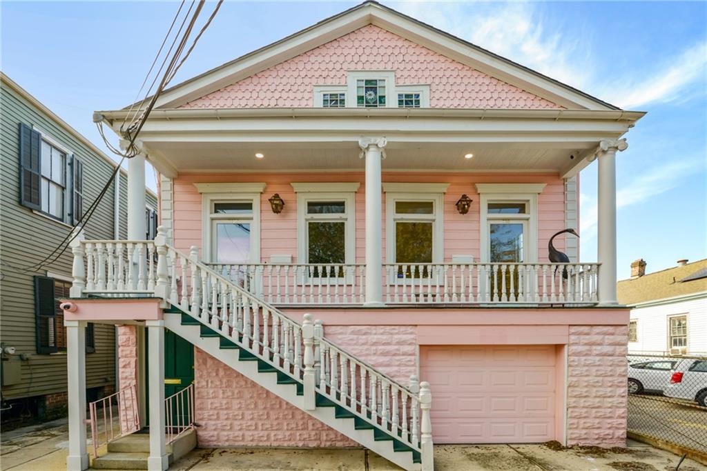 716 MARIGNY Street