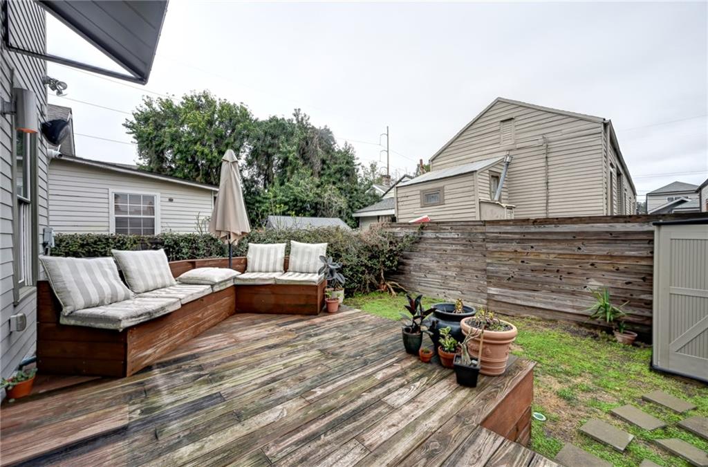 731 HARMONY Street