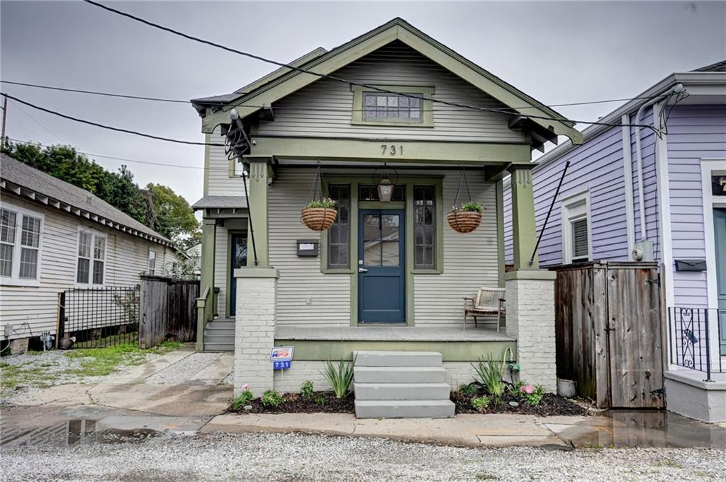 731 HARMONY Street