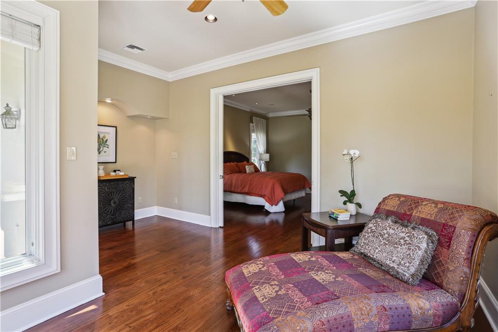 192 FOREST OAKS Drive