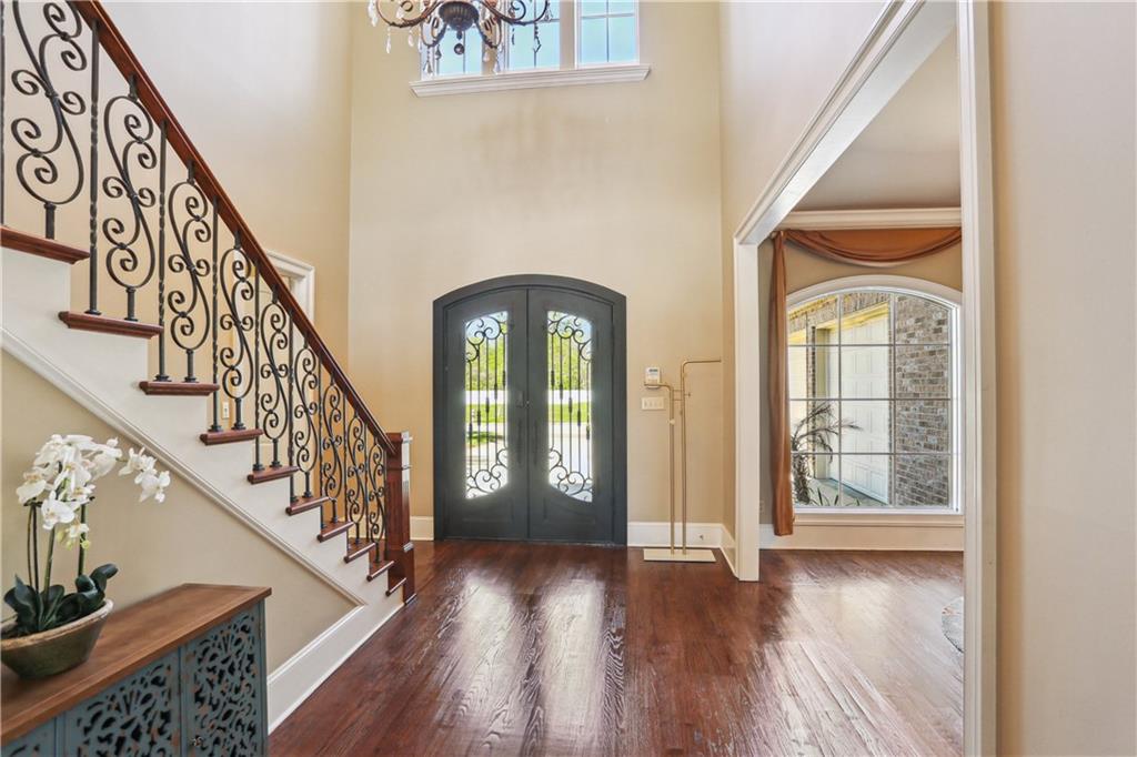 192 FOREST OAKS Drive