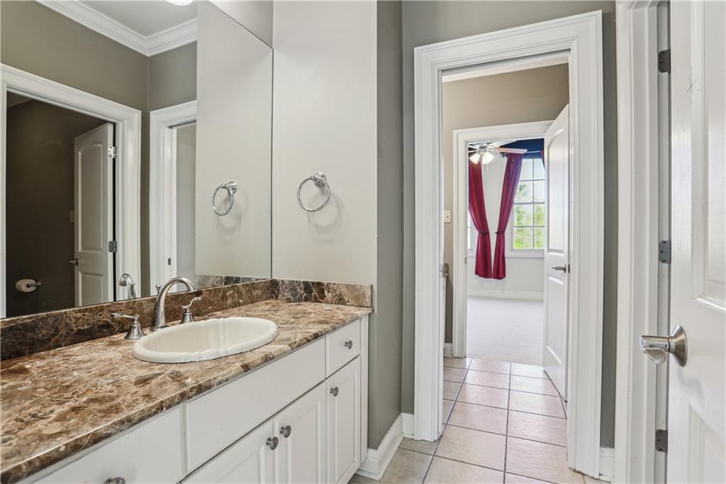 192 FOREST OAKS Drive